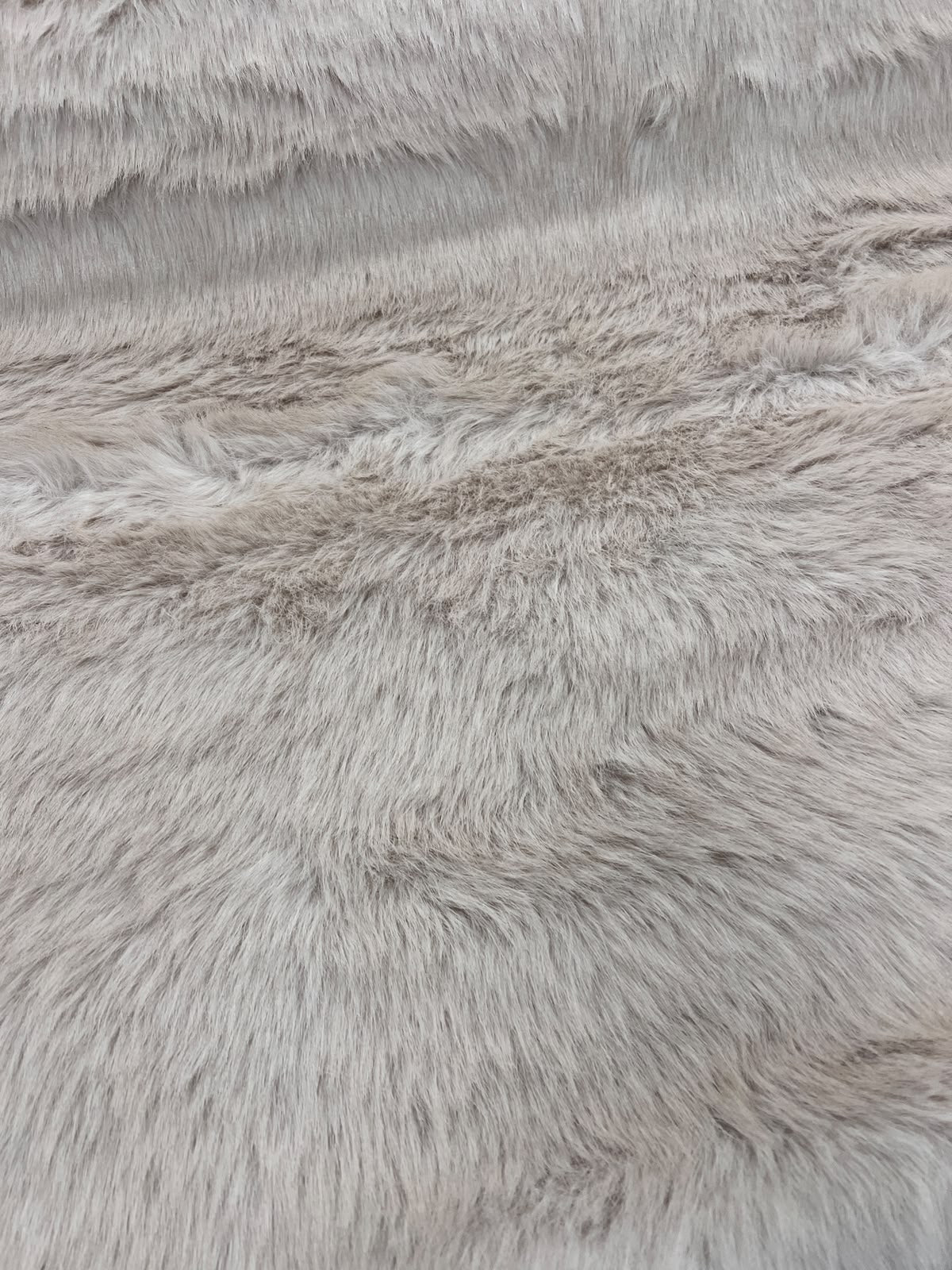 OLAF 003 neutral taupe/ivory hairy cuddle milky wool blended