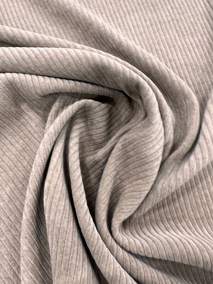 OLAF 005 beige curduroy vertical ribbed
