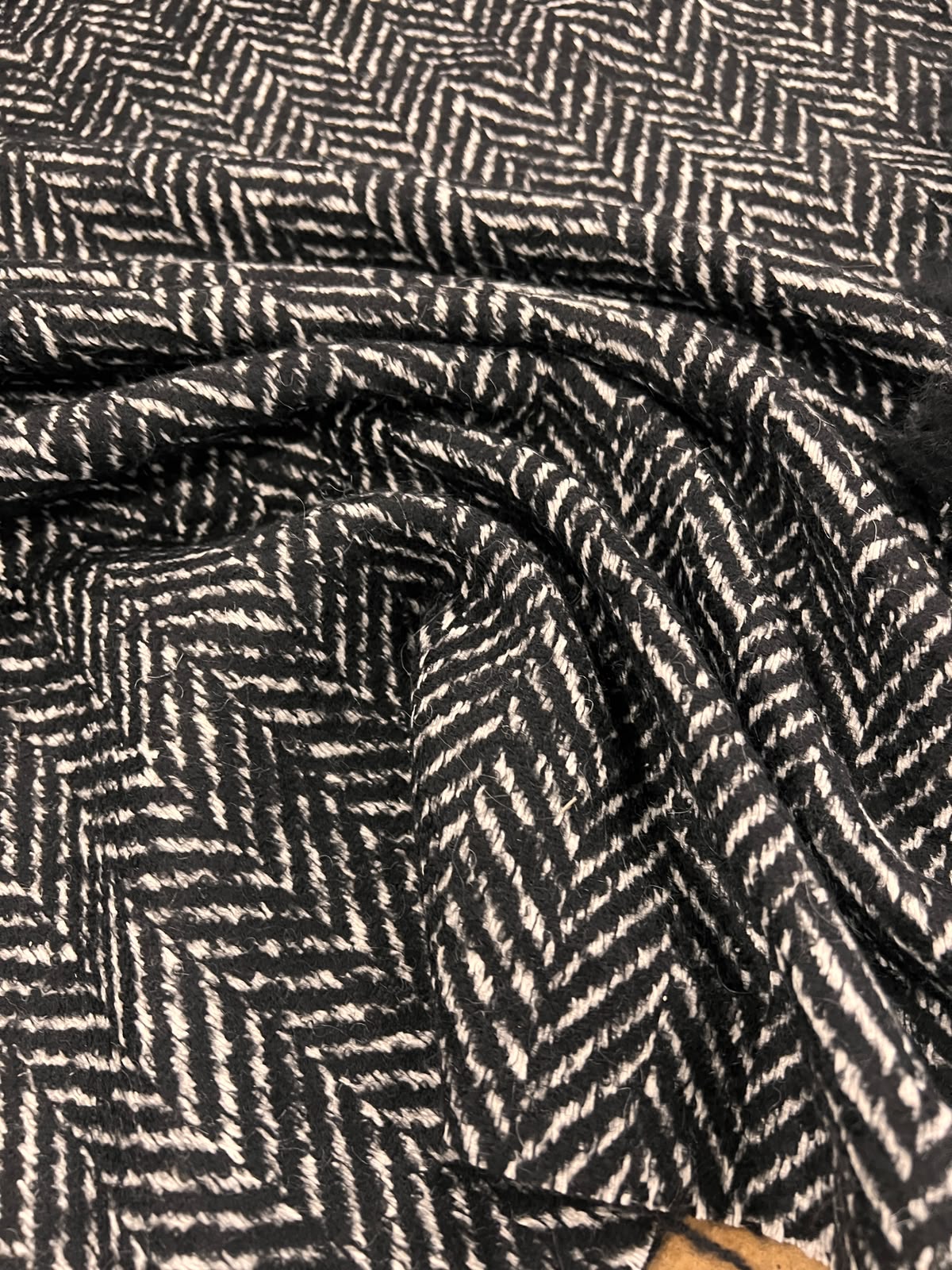 OLAF 007 herringbone tweed wool