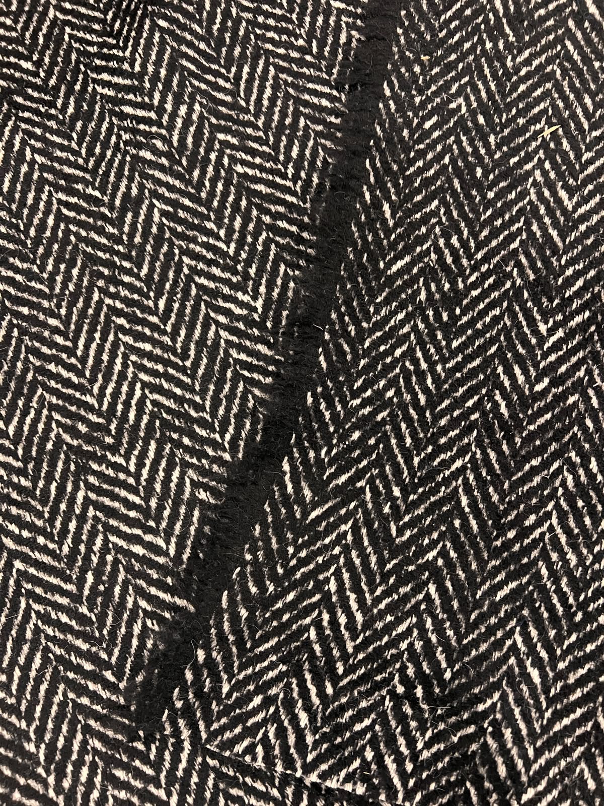 OLAF 007 herringbone tweed wool