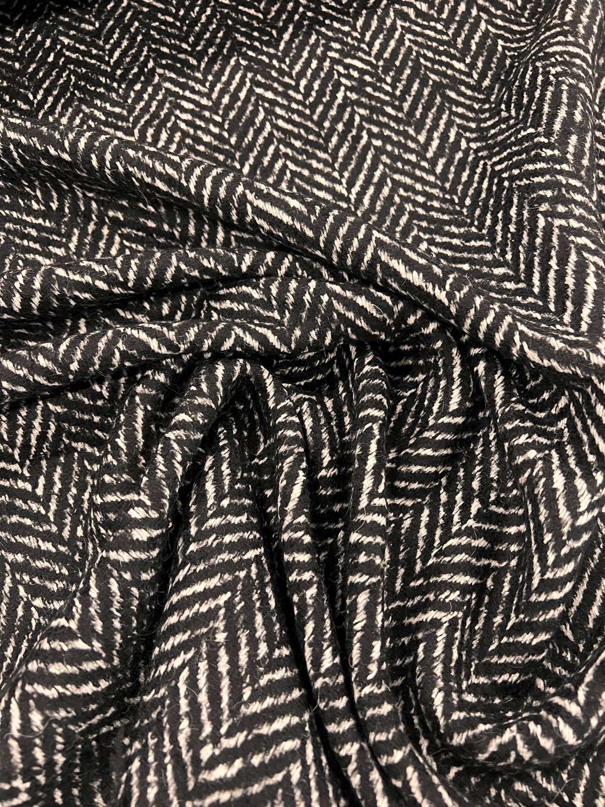 OLAF 007 herringbone tweed wool