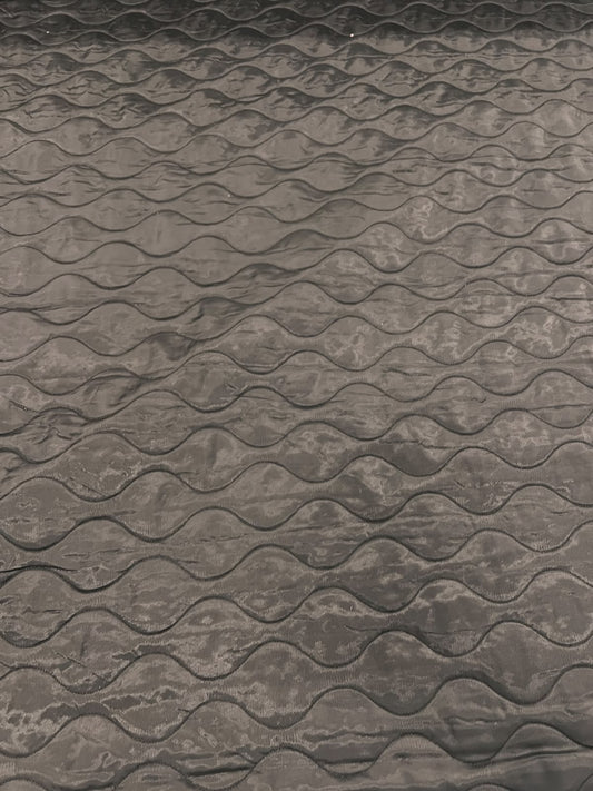 OLAF 008 deep black onion pattern quilted puffer
