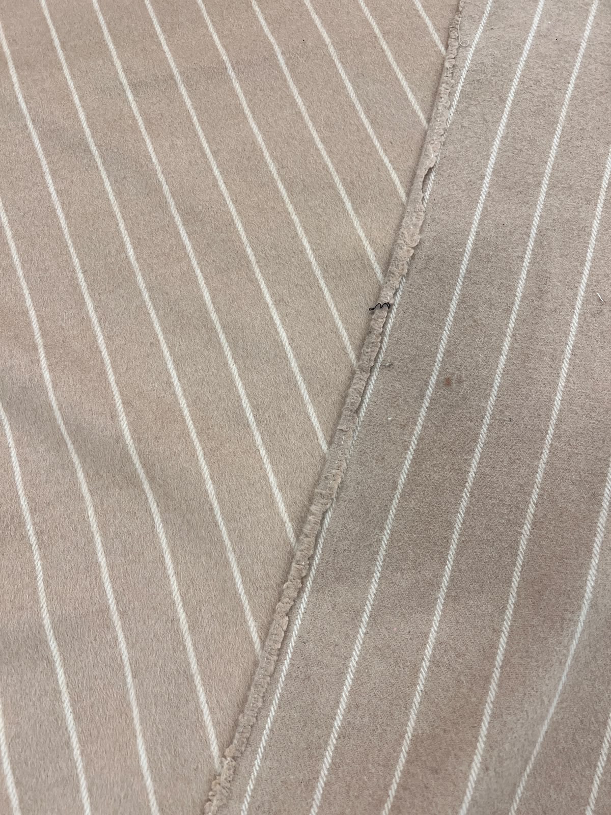 OLAF 010 beige&ecru stripe wool