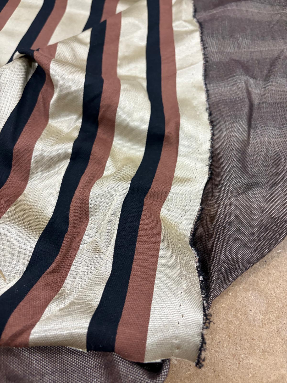 DRACO 004  knitted gold metallic stripe