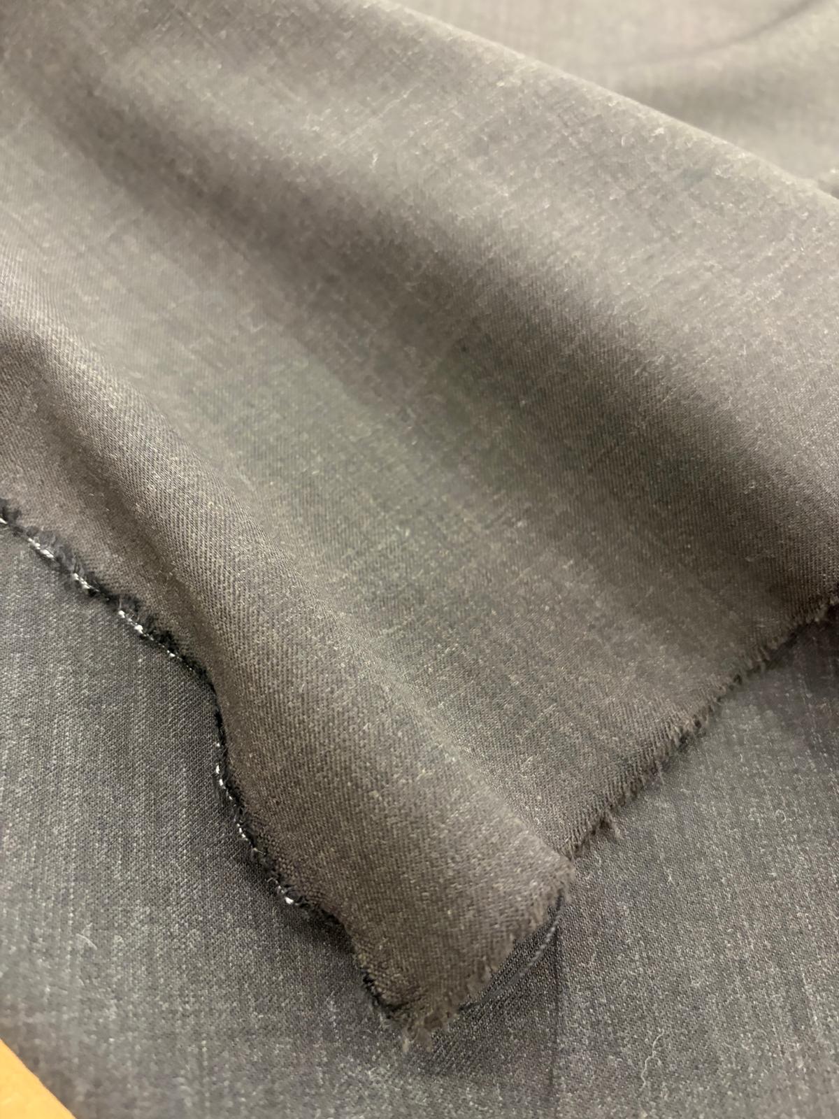 DRACO 007 wool blended charcoal bi-stretch suiting fabric