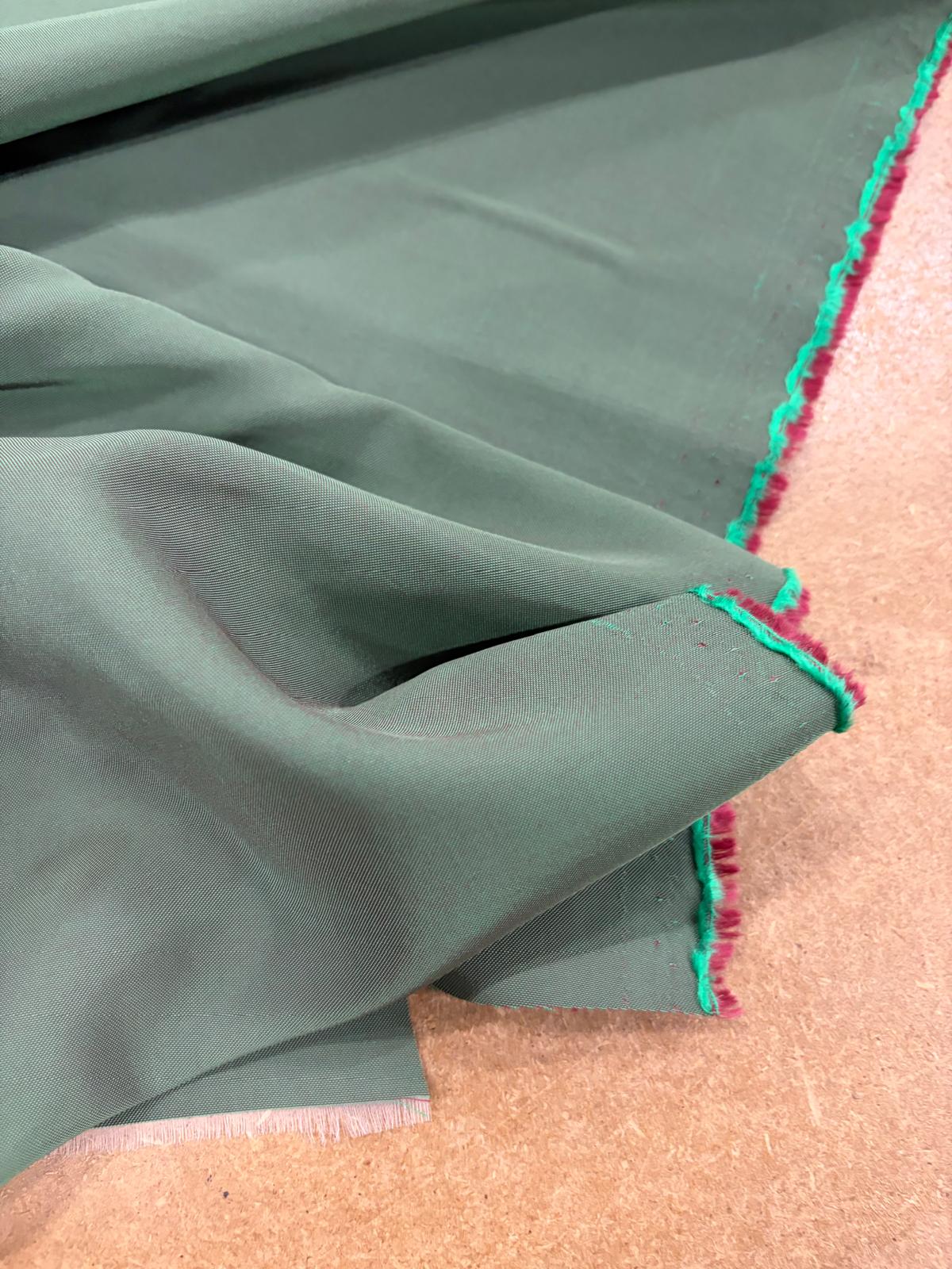 DRACO 070 semi shiny green lightweight taffetas