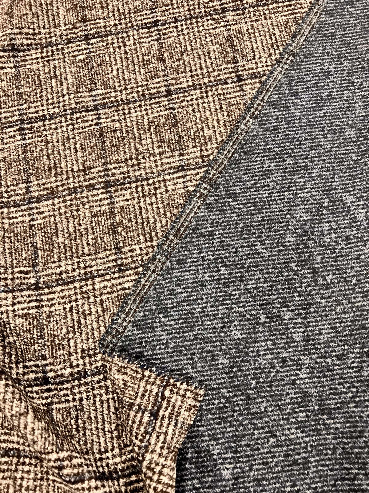URI 003 double face wool tweed