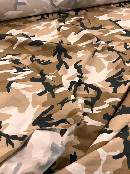 URI 008 AOP camuflage cotton poplin