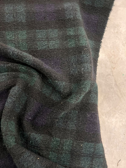 URI 013 green navy checkered boiled wool