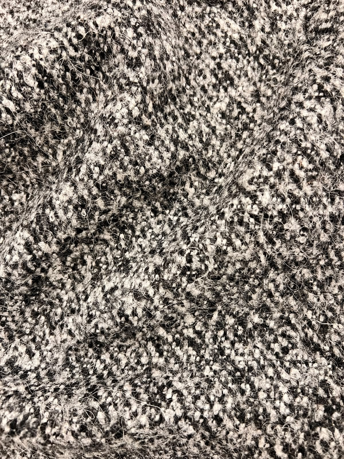 URI 016 heavy wool jersey boucle tweed black & grey